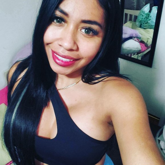Poshmark profile picture for @estephano